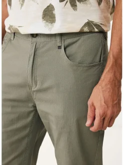 Chinobroek kaki
