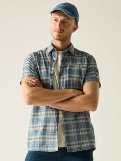Functioneel shirt "Travel Light" blauw