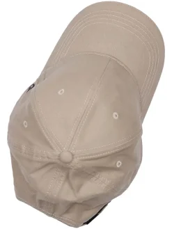 Pet beige