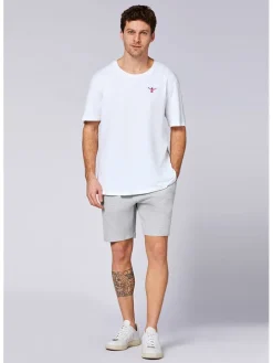 Shirt wit