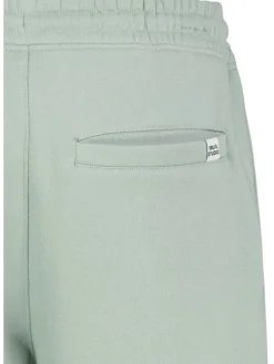 Short mintgroen