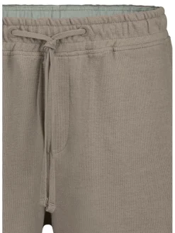 Short taupe
