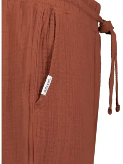 Short terracotta