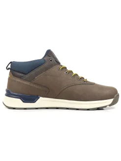 Sneakers bruin