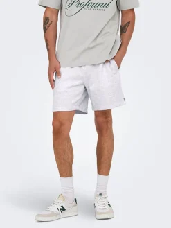 Sweatshort "Onsdavid" wit